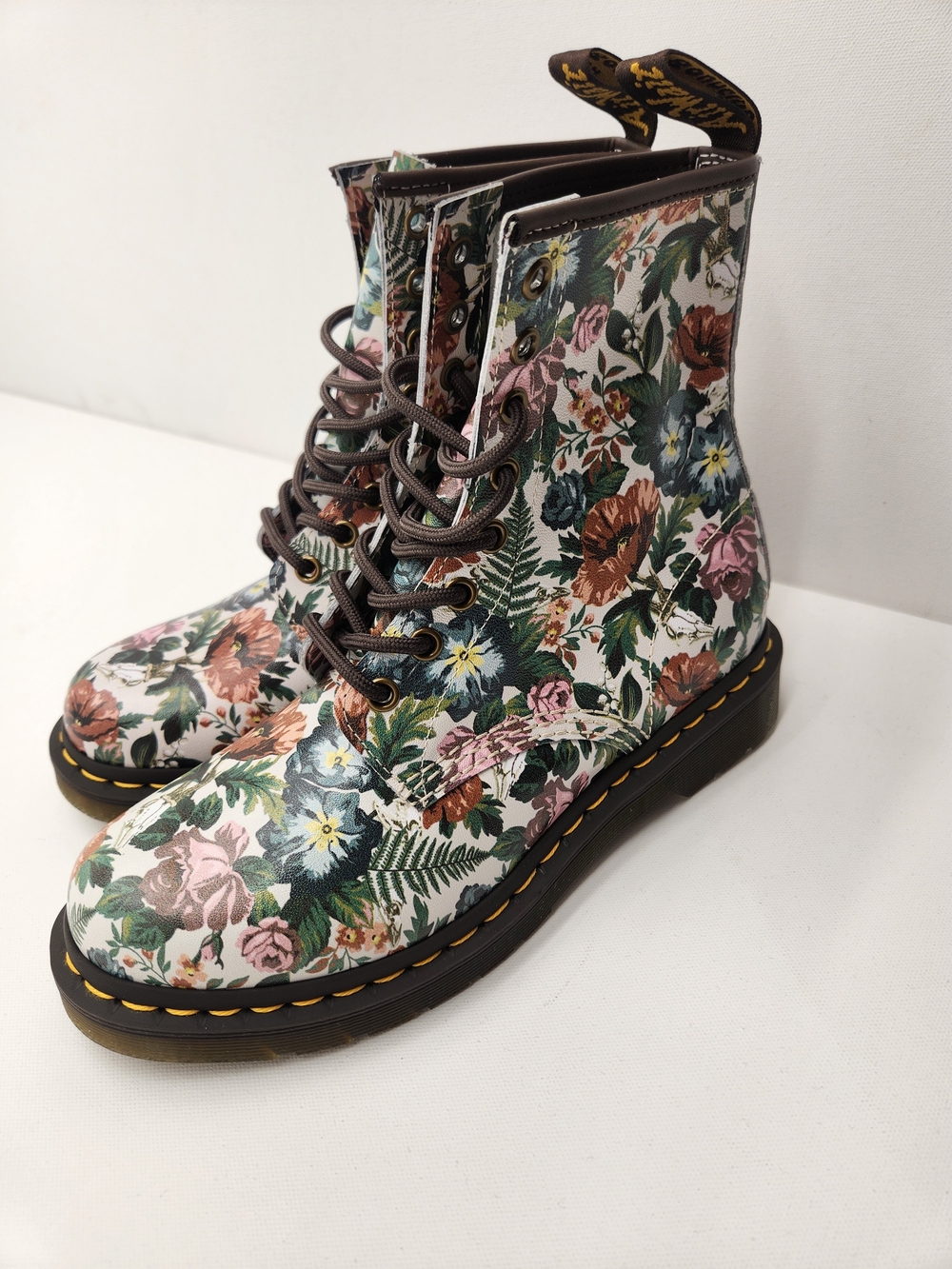 Dr. Martens 1460 Floral Print Leather Combat Boots Women's US 7 EU 38 NWOT